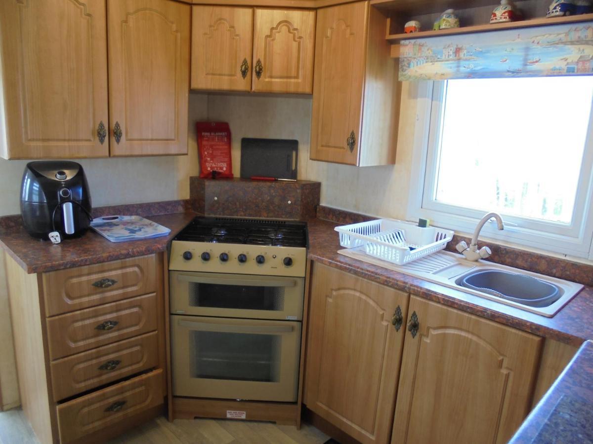אינגולדמלס Waterside: Waterside Salisbury:- 6 Berth Large Wrap Around Veranda מראה חיצוני תמונה